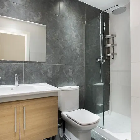 Bright And Modern 2bedroom In Ramblas 2 1a