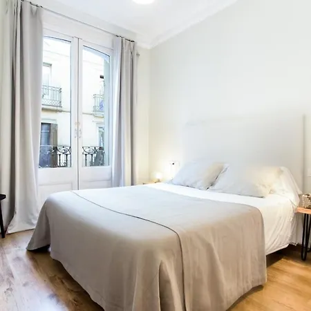 Bright And Modern 2bedroom In Ramblas 2 1a Apartmán